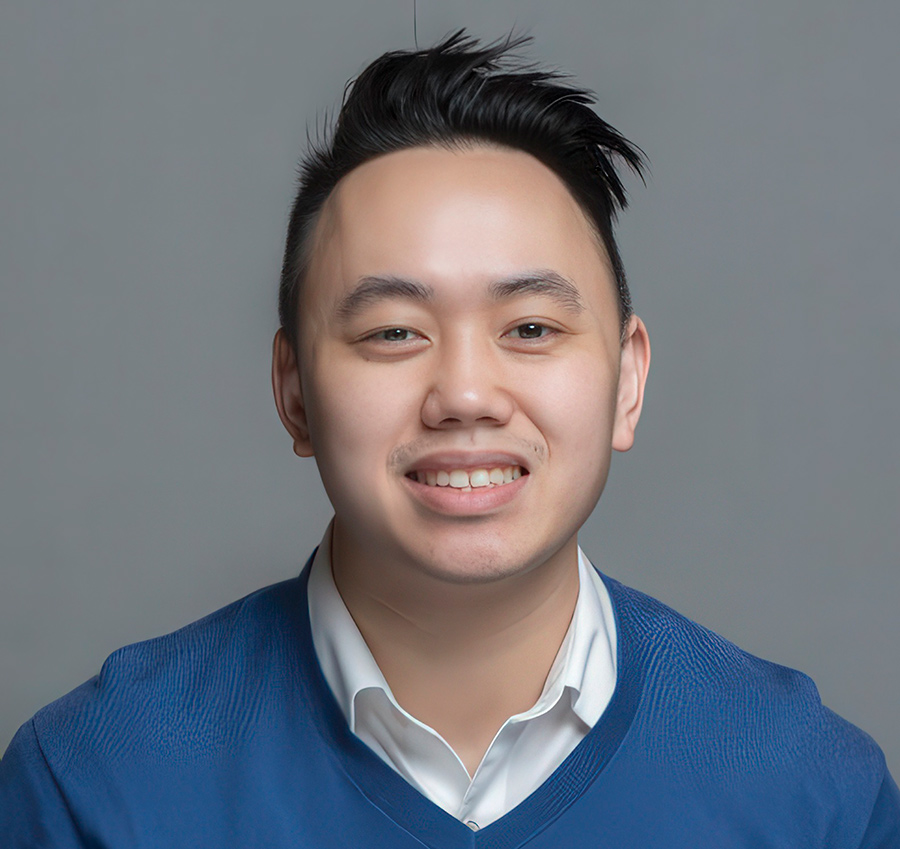 Alex Le, PharmD Headshot